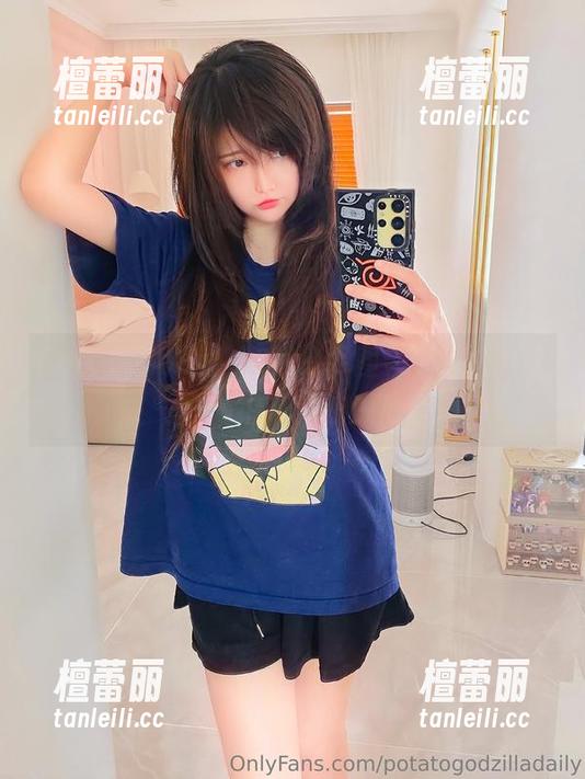 PotatoGodzilla PotatoGodzilla的停云图集,原图在手——闹中带静的深度。