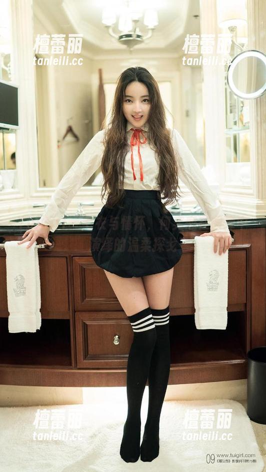 TuiGirl - 毛衣与情怀，何奕恋在图库中演绎的温柔探戈