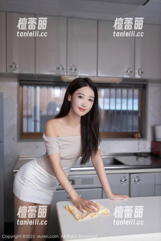 Xiuren秀人网 - 妈呀，草莓mm的这本写真集，清纯到我想摘一口！