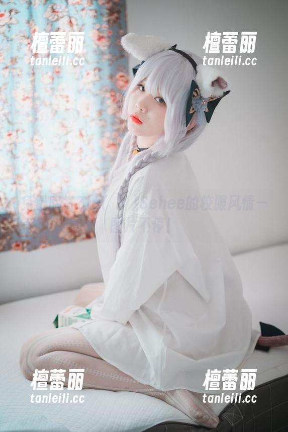 免费欣赏Zia(지아)Sehee的校服风情—图片不停！