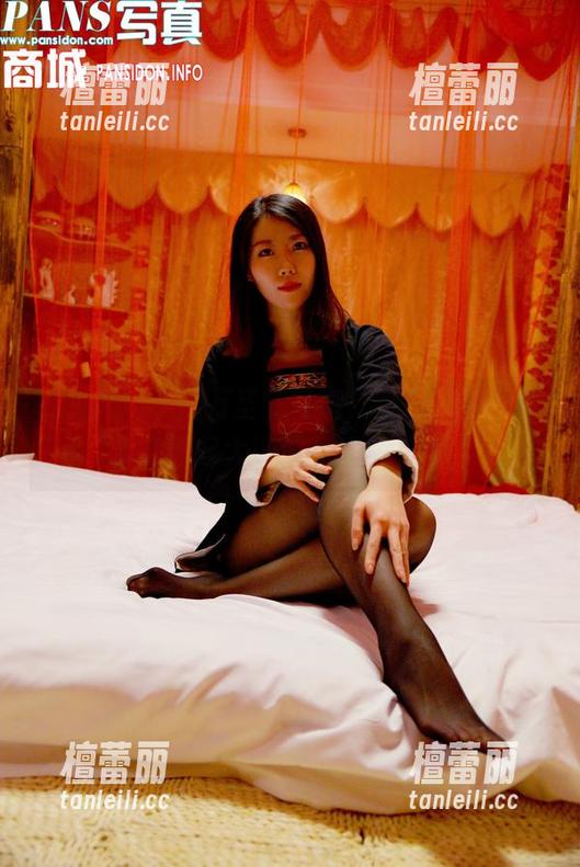 pans - 小彤万圣节写真，看她只需一镜就能掀起大波浪，快来下载！