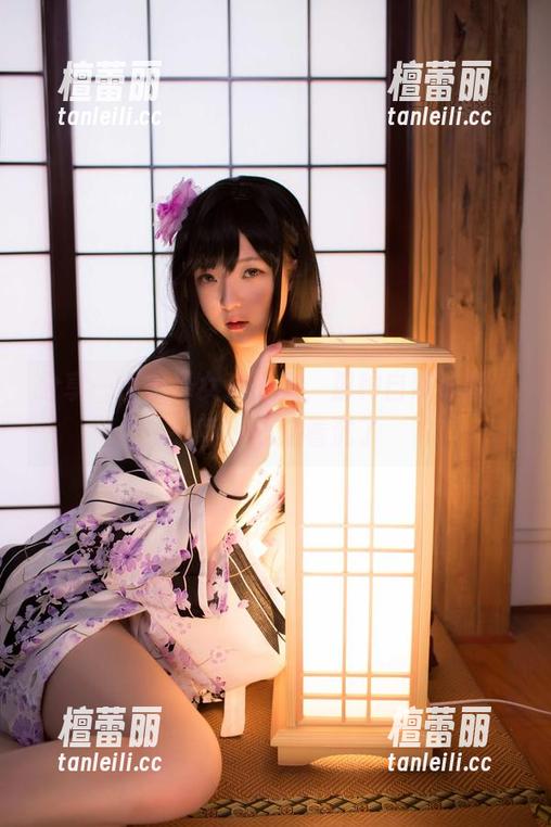 一小央泽 分享一小央泽女孩写真,那种自然流露,一不小心就看沉了