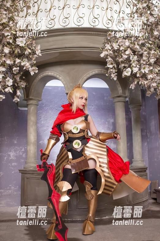 千寻大人的Asuna，免费美图实在是个广告——随时随地都想推荐，啧啧！
