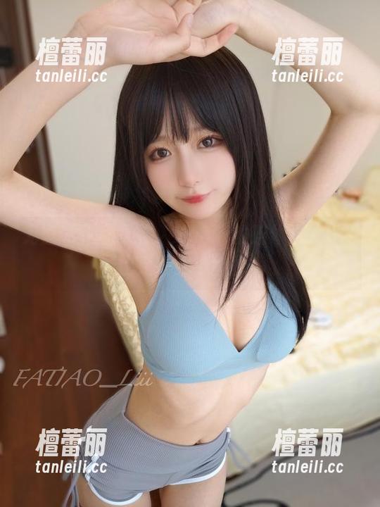 无圣光下，发条少女yoki的连体衣聚光不仅是颜色（套图）