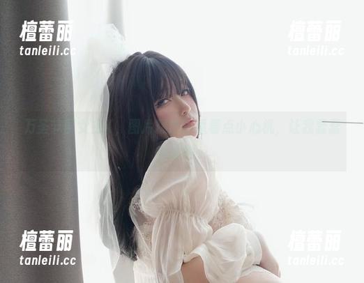 万圣节配女主K，图片精选里透着点小心机，让我蠢蠢欲动啊…