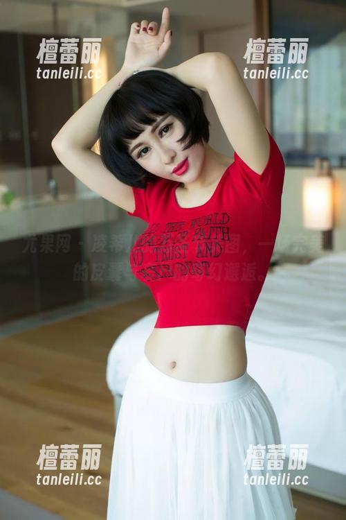 尤果网 - 凌希儿的万圣节美图，一场完美的皮囊与丧尸的奇幻邂逅。