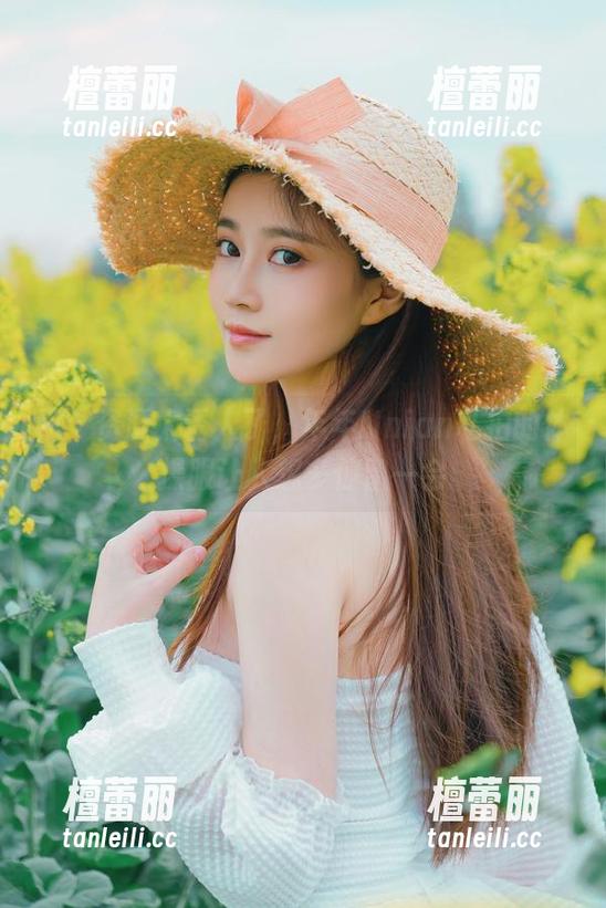 这个资源太诱人了，年年Nnian私拍的体操服让人想多停留一会