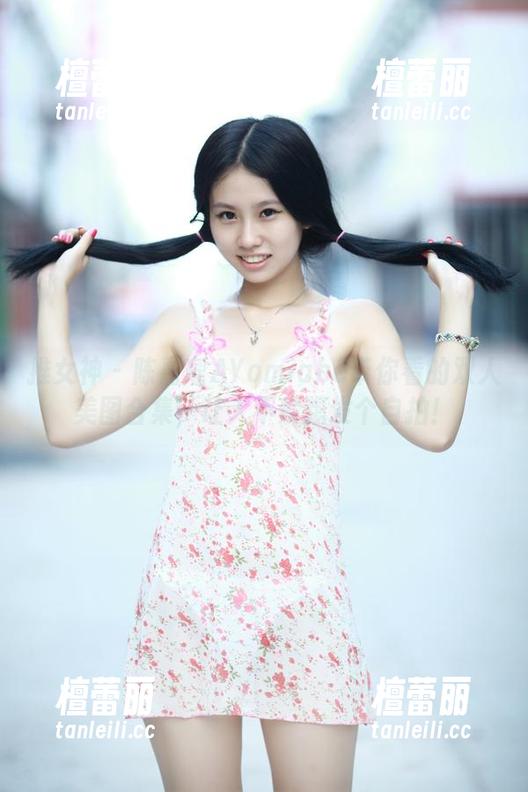 推女神 - 陈嘉瑶AYomiabe带你看的双人美图合集，让人不禁想发个自拍！