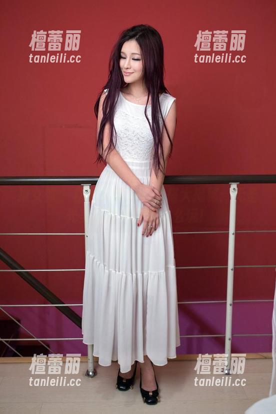 推女郎 - 松果儿的海边穿搭大揭秘：无圣光美图原来还能这么玩！