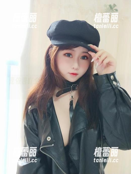 是依酱吖全套写真：短裤没那么简单，哈哈。