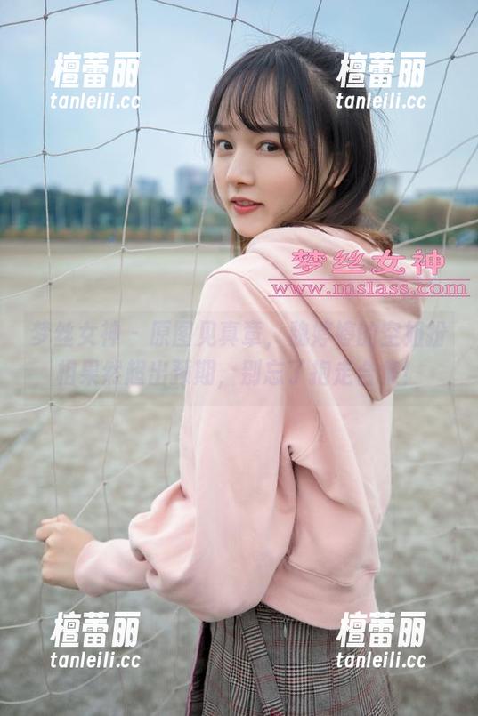 梦丝女神 - 原图见真章，魏婷婷的空姐扮相果然超出预期，别忘了抱走合集！