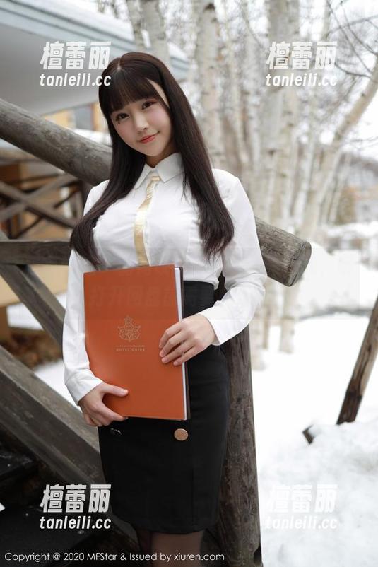 模范学院 - 甜筒晓彤的粉色合集上线，听说打开网盘前需要先深呼吸！