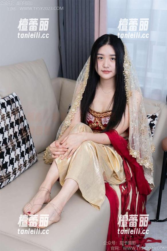 甜予摄影 - 璇璇银行制服合集，古灵精怪的免费图包，竟然拉下了负利率的帷幕？