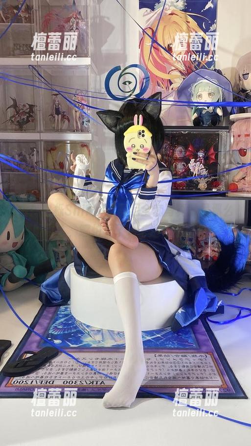 看！白栎Shirly比基尼全套写真就是那么吸引人，哪怕看了一千遍也不厌烦！
