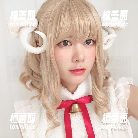 曝光啦！眼酱大魔王w的一份独家T恤白丝美图分享，其他社交媒体都弱爆了。