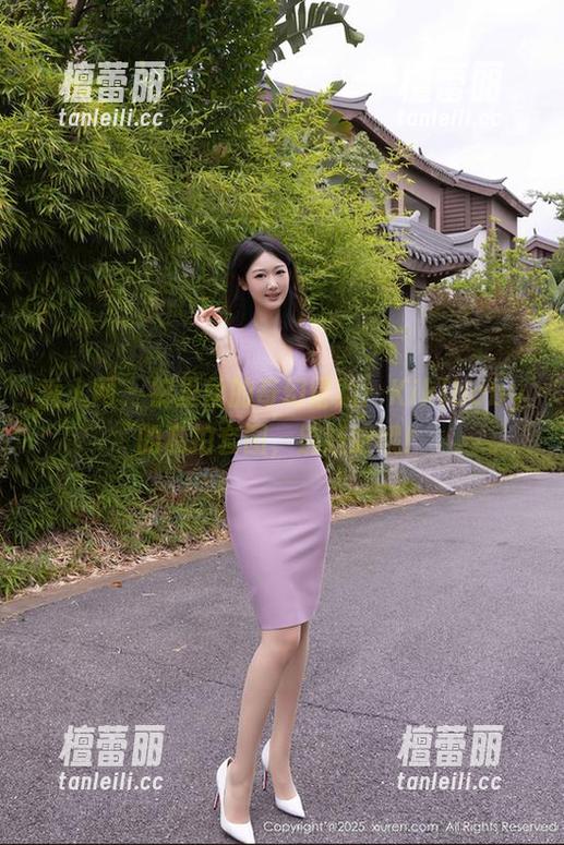 秀人网-Kikibaby 秀人网 - 裤里丝的奇幻冒险:Kikibaby的私拍套图,别眨眼哦!
