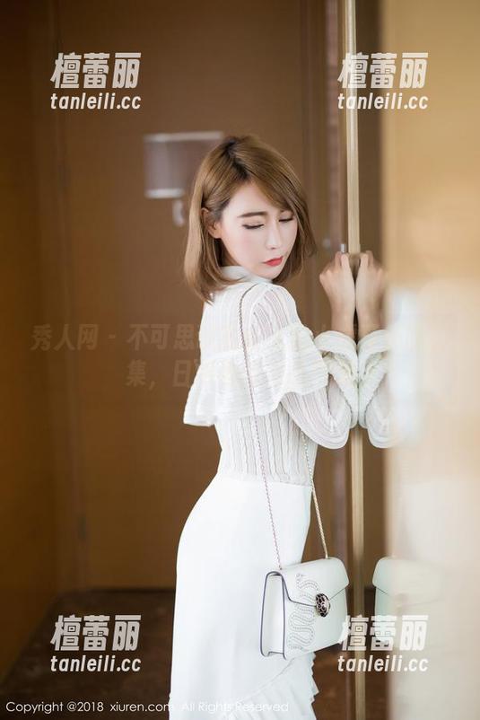 秀人网 - 不可思议的会飞的小虎牙美图合集，日常也能这么可爱