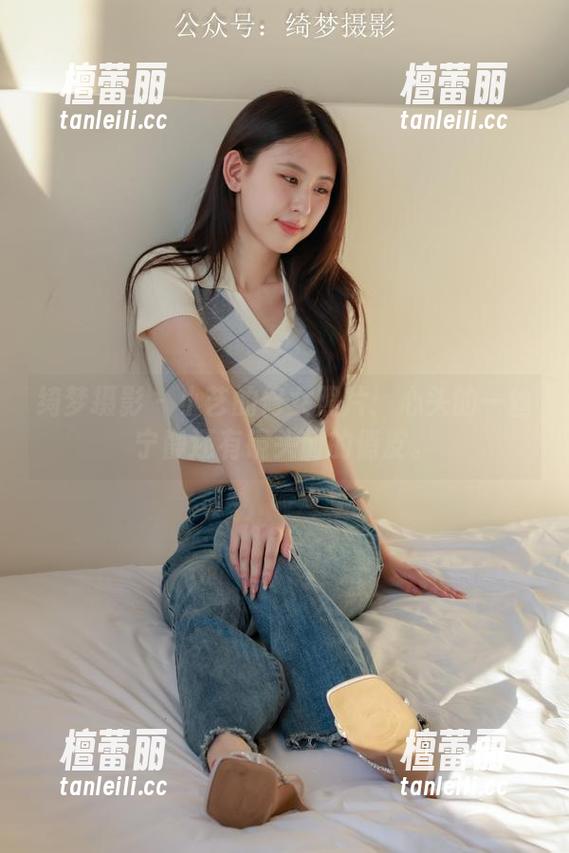绮梦摄影-小艺 绮梦摄影 - 小艺的修女照片:心头的一丝宁静还有镜头前的俏皮。