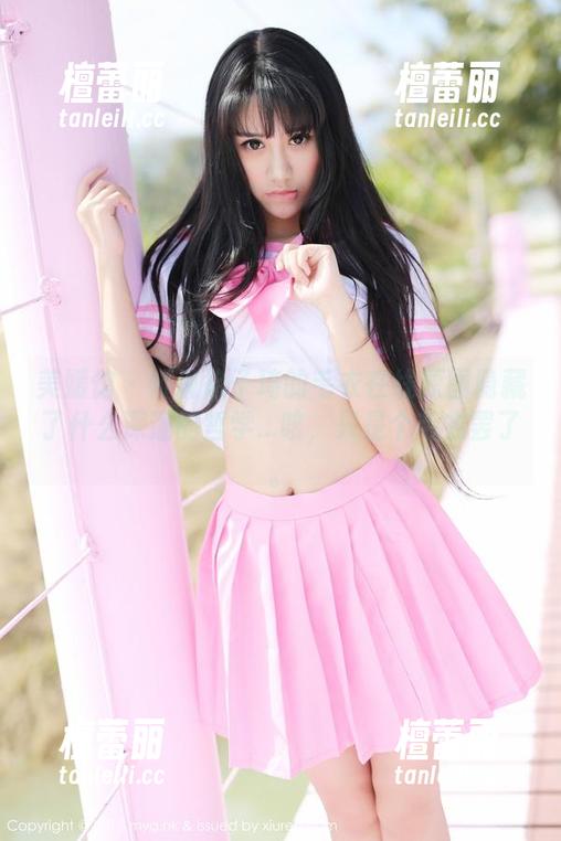 美媛馆 - 听说徐子琦的毛衣在线原图隐藏了什么深邃的哲学...咳，只是个毛衣罢了。
