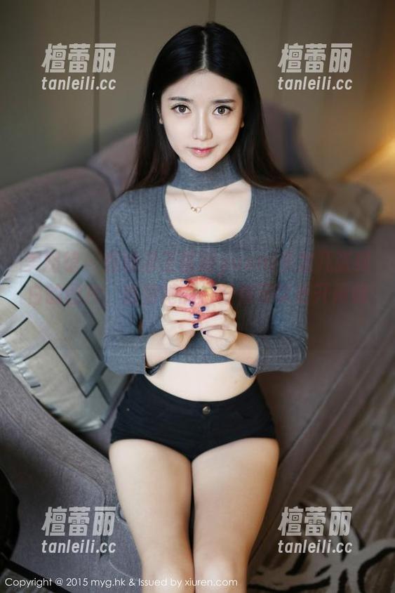 美媛馆 - 在线求王馨瑶yanni多发几张纯白的图片，感觉她的白好像可以更开阔呀！