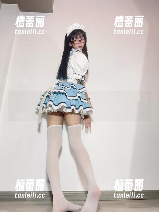 微密圈 - 这组写真集不止会卖萌！聂傲娇学姐教你如何靠表情就能出圈！