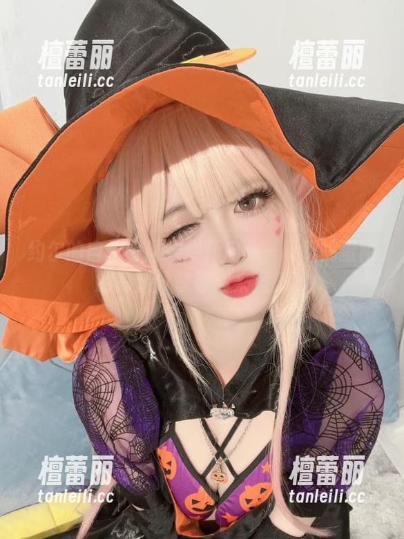 约尔的自拍时间绚烂开启——趴趴捣蛋陌的高清分享等你来逗乐。