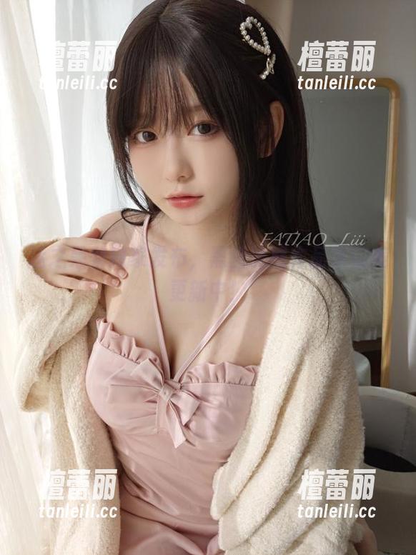 迷之呆梨独家发布，黑丝诱惑作品集完美更新中！