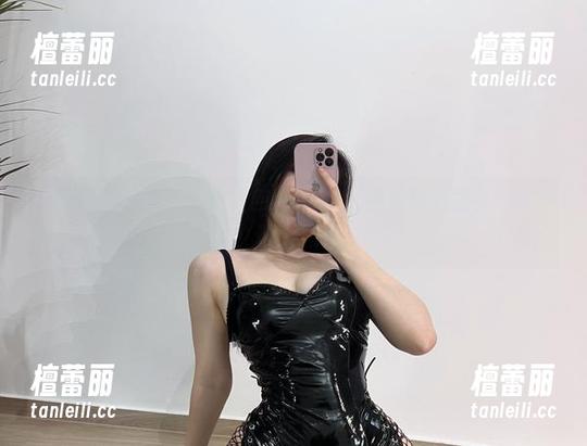 微密圈 - 铁锤姐姐的蓝色neinei，图库精选里的俏皮对话