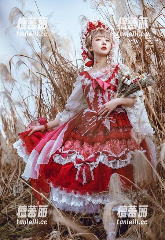 短裙里的阿包也是兔娘——欢脱的每个动作都记录在这组图片中