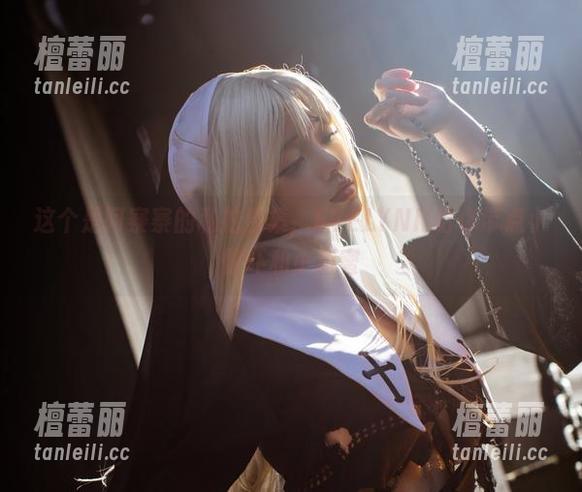 这个是阿寨寨的私拍合集，EVELYNN给你带点小惊吓和小甜蜜