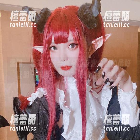 雪猫，看来美腿合集是控诉我偷懒的最好证明…披厚衣服根本无法自我安慰！