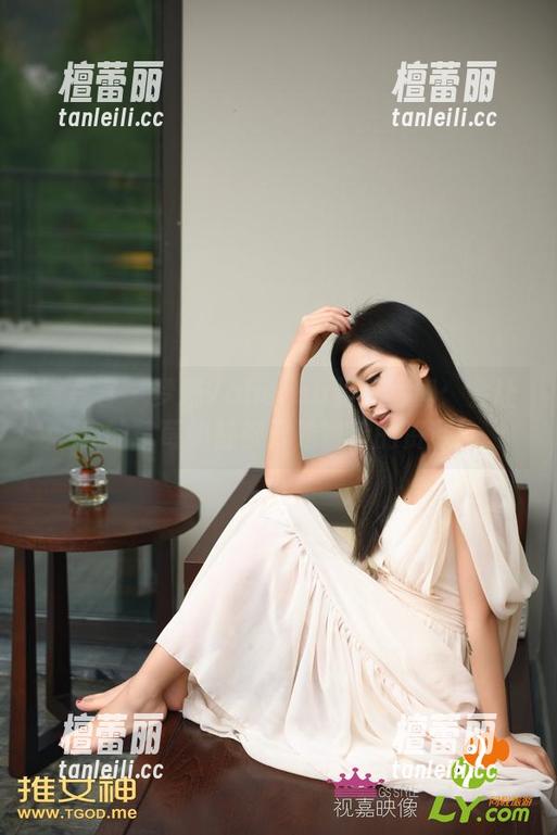 青豆客-梦娜Vanessa 青豆客 - 梦娜Vanessa豹纹写真:会让你的草莓奶昔都开始冒险的资源!